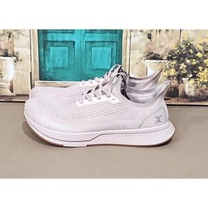 Flux Adapt Runner Blush Gum Womens Size 10.5 Running Athletic Walking Knit Shoes